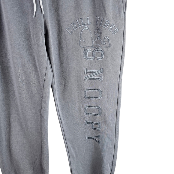 Peanuts Snoopy Chill Vibes Graphic Gray Joggers in XXXL NWT - Picture 4 of 9